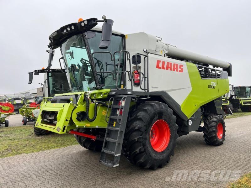 CLAAS TRION 730 Mähdrescher