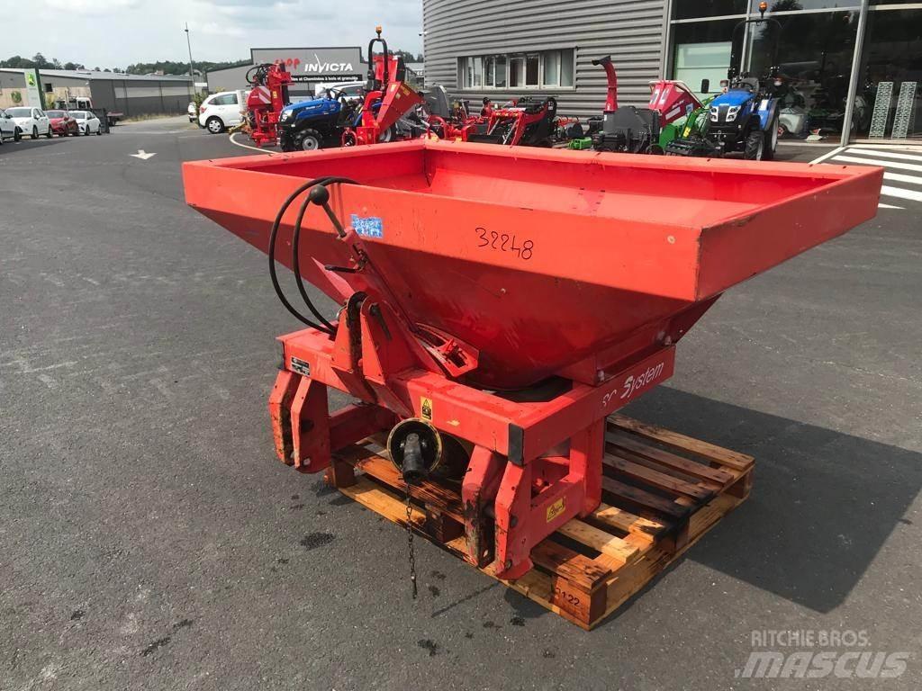 Kuhn MDS901 Düngemittel-Sprüher