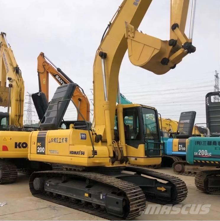 Komatsu PC 220-8 Raupenbagger