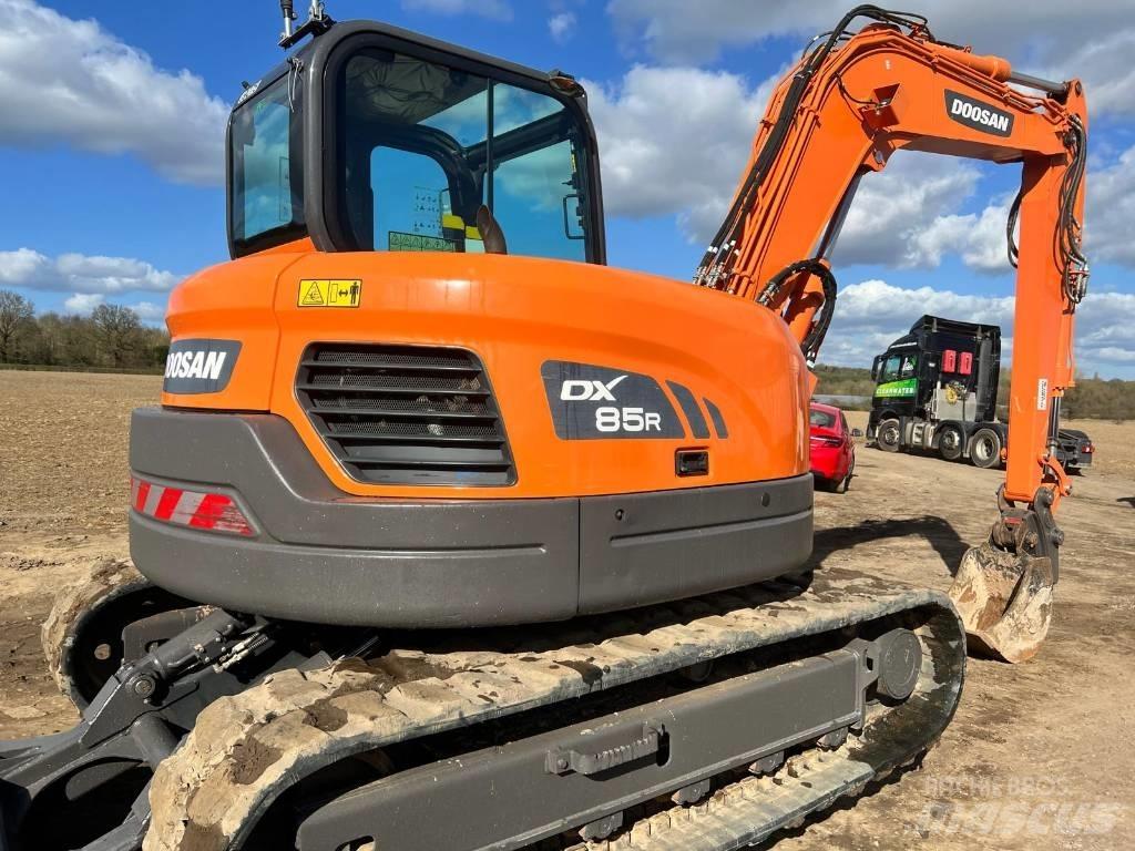 Doosan DX 85 R Midibagger  7t - 12t