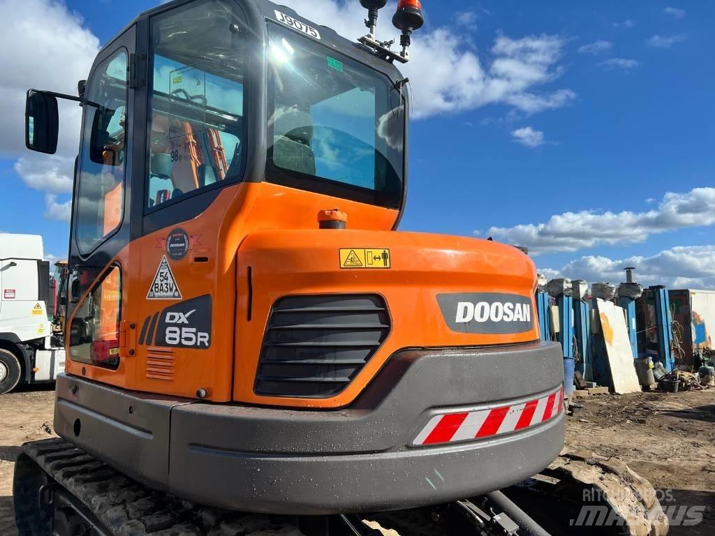 Doosan DX 85 R Midibagger  7t - 12t