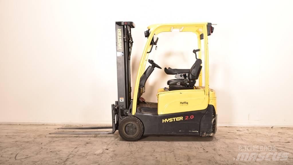 Hyster J2.0XNT Elektro Stapler