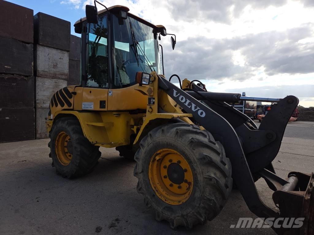 Volvo L 30 D Radlader