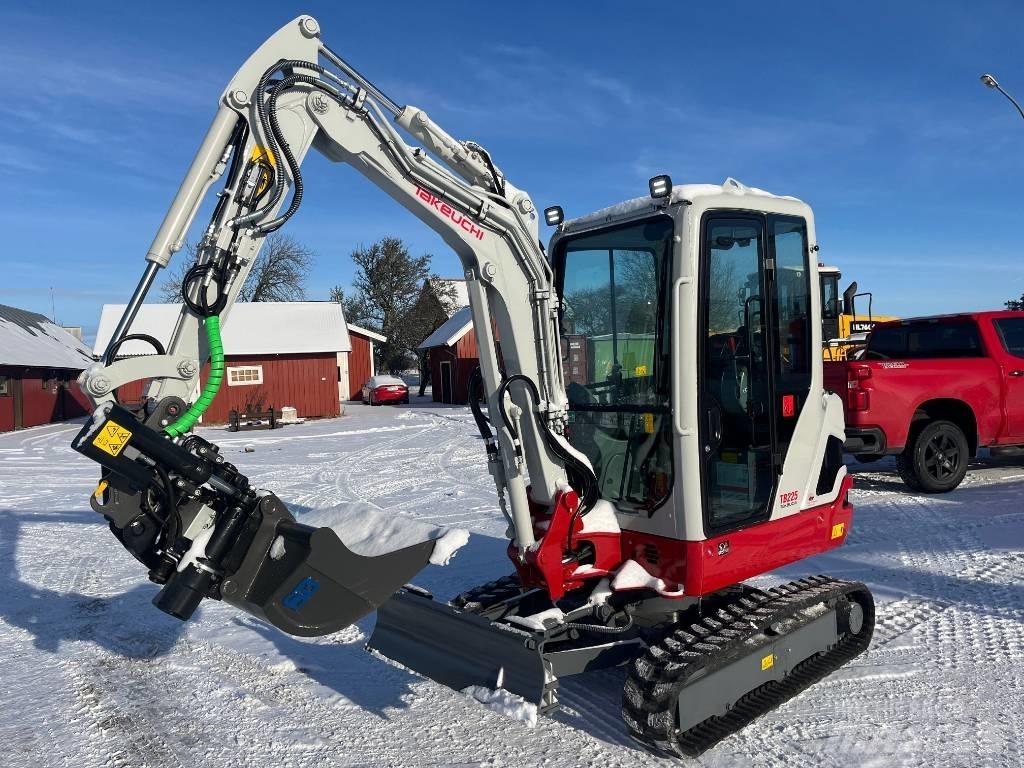 Takeuchi TB225 Minibagger < 7t