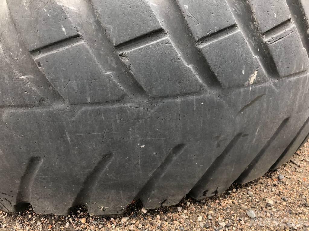 Nokian 400/80R28 Reifen