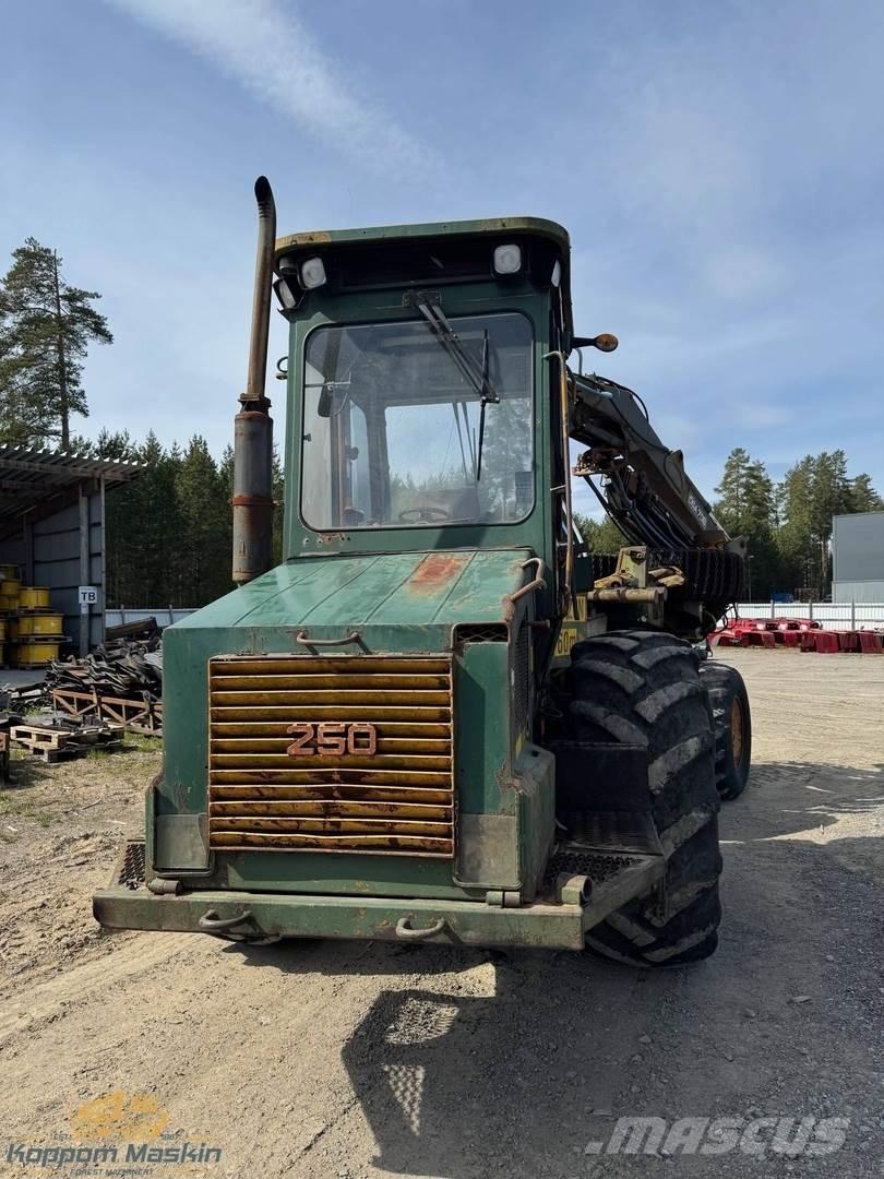 Ösa 250/706 Harvester