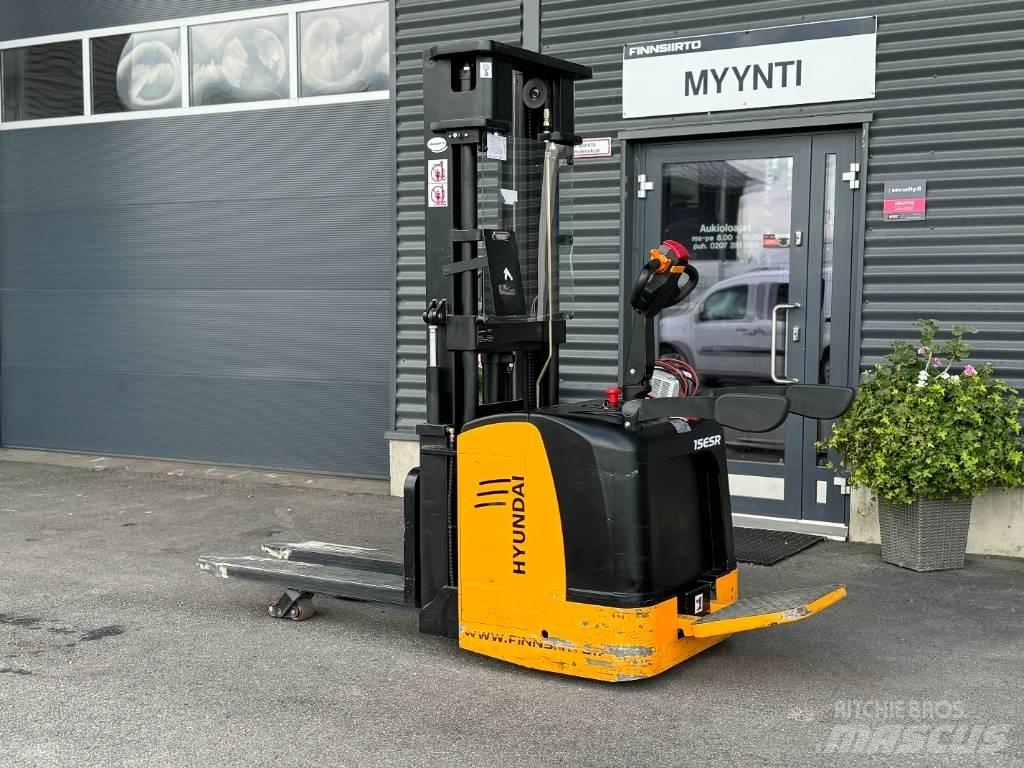 Hyundai 15ESR Selbstfahrstapler