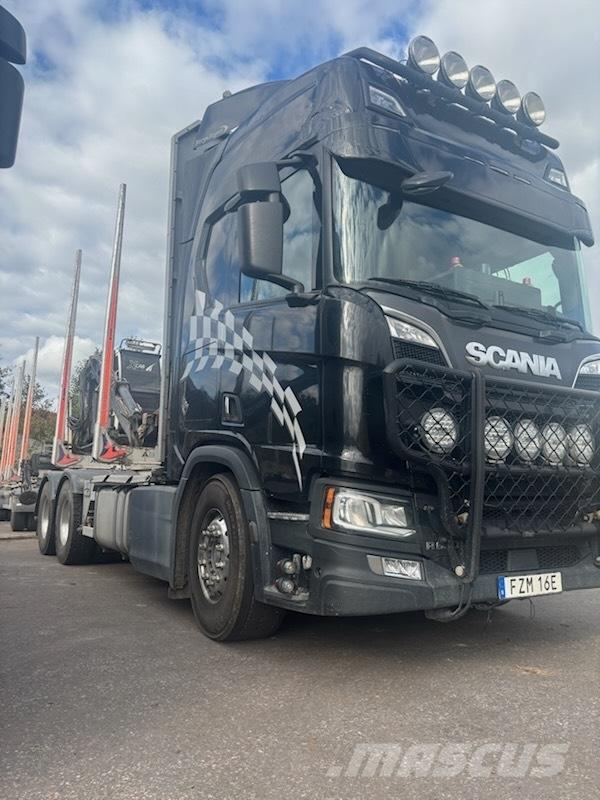 Scania R650B6X4NB Holzfahrzeuge