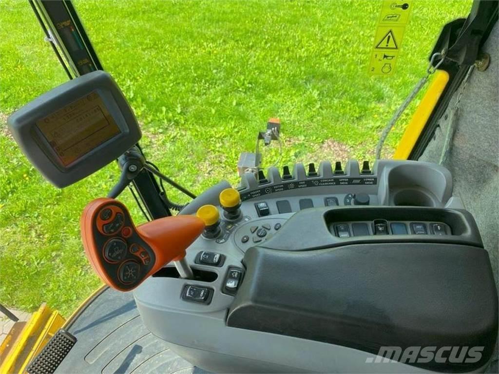 New Holland CX 880 Mähdrescher
