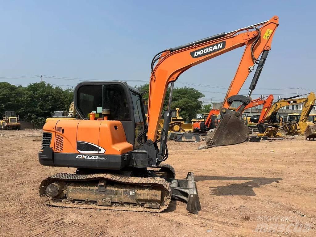 Doosan DX 60 Raupenbagger