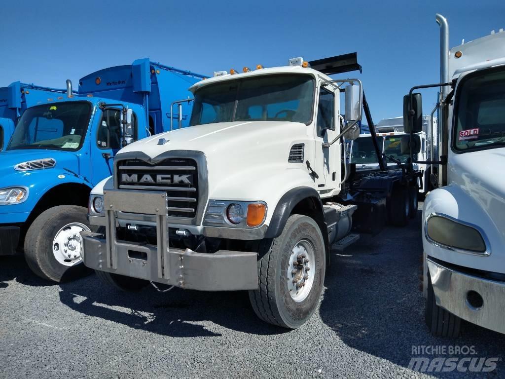 Mack GRANITE CV713 Müllwagen