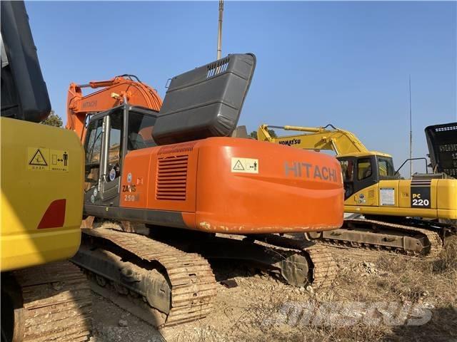 Hitachi ZX250 Raupenbagger