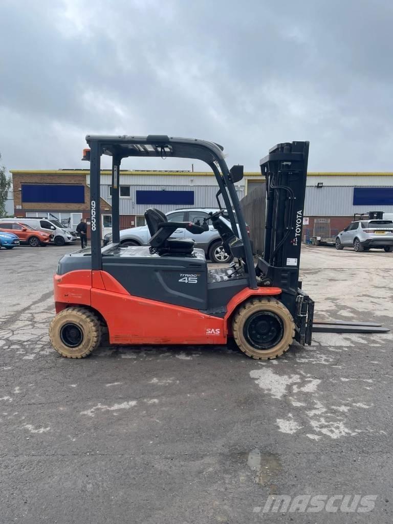 Toyota 8 FBMT 45 Elektro Stapler