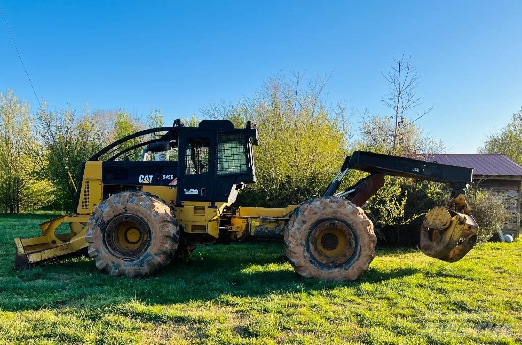 CAT 545 C Stammholzschlepper