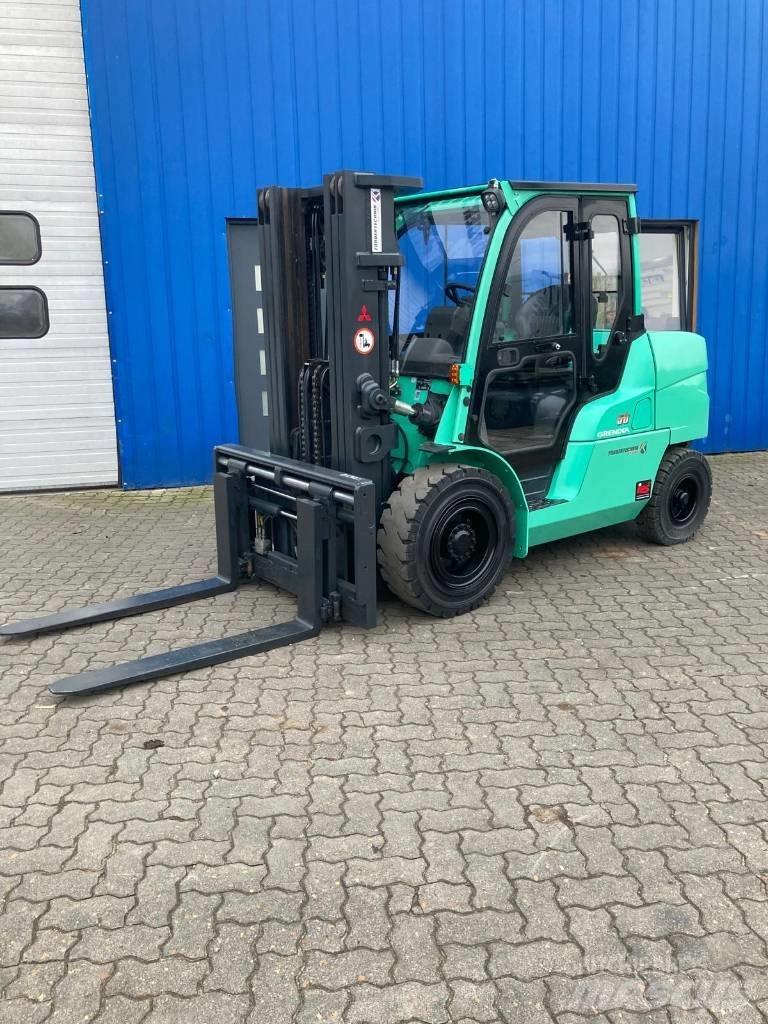 Mitsubishi FD 50 Diesel Stapler