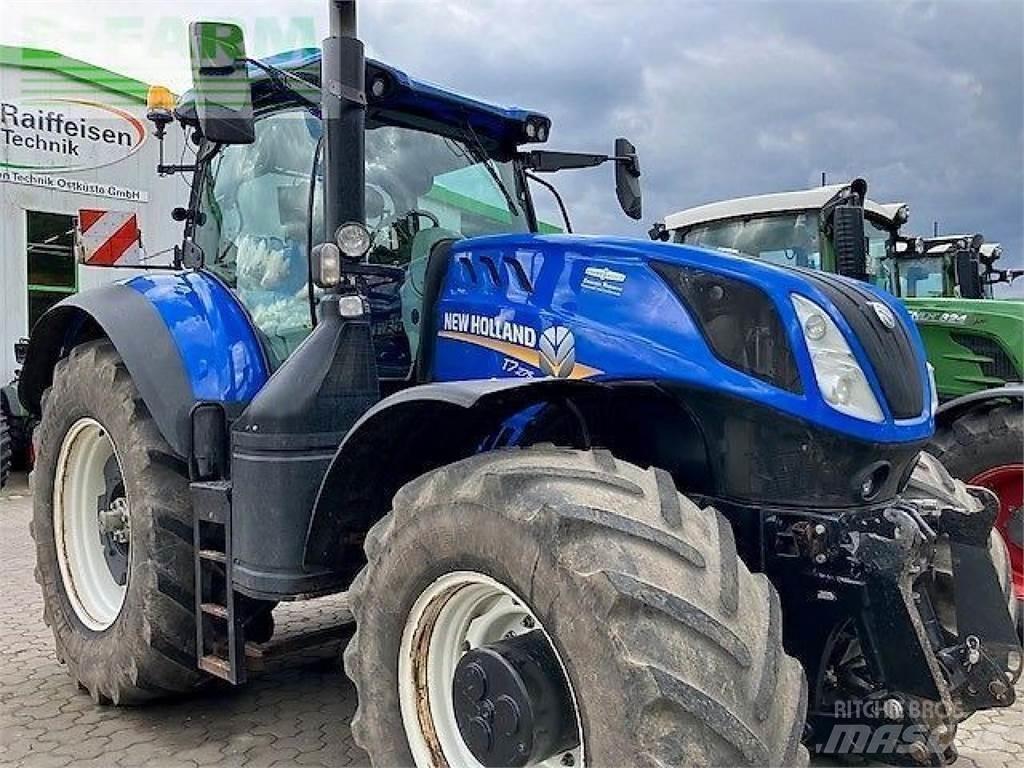 New Holland t7.275 Traktoren