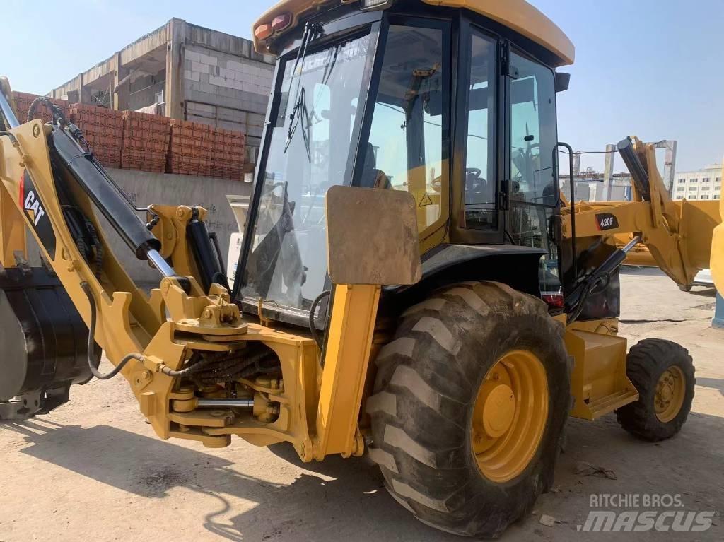 CAT 420 F2 Baggerlader