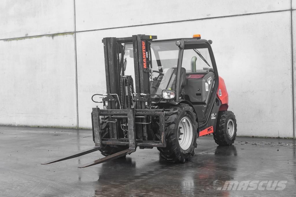 Manitou MC 30-4 D Diesel Stapler