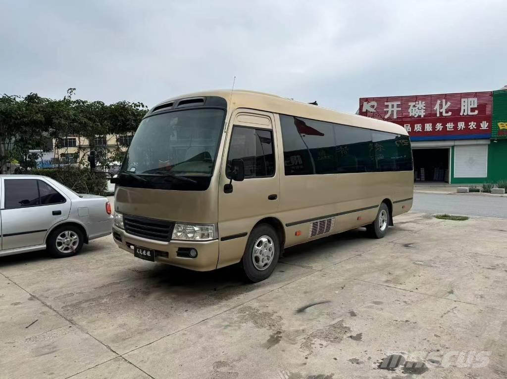 Toyota Coaster Bus Minibusse