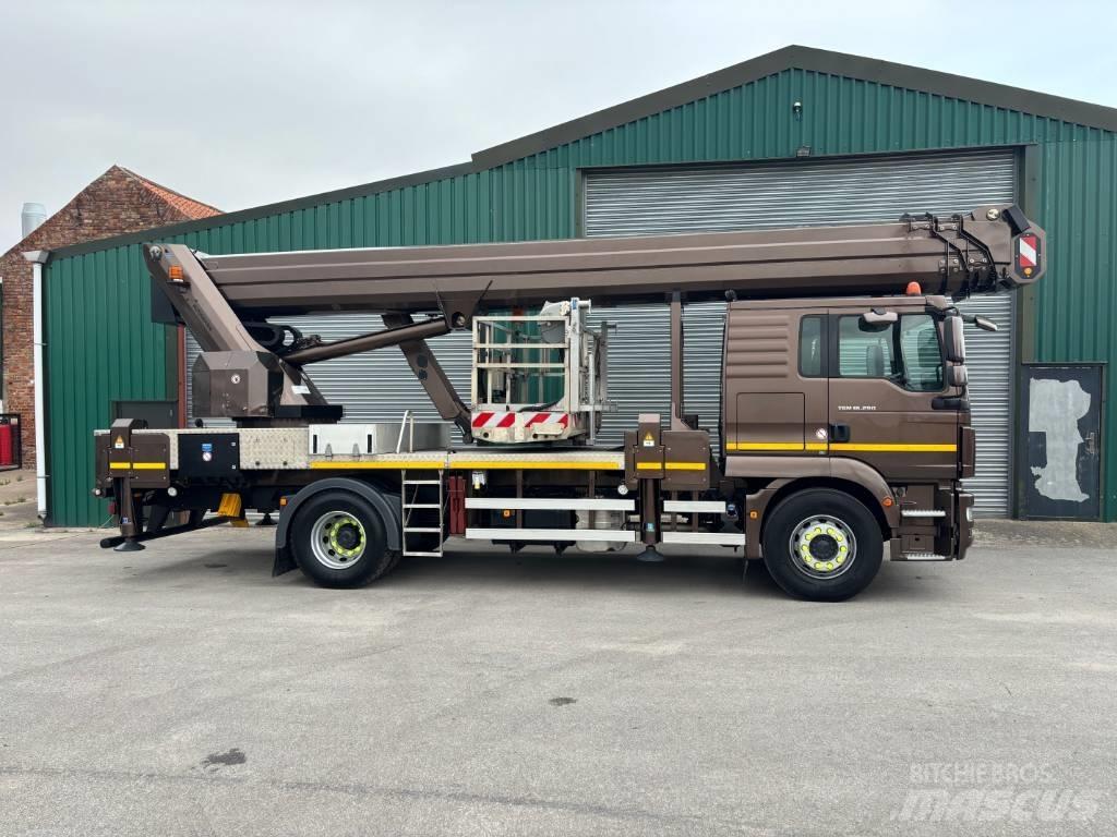 Ruthmann T380 LKW-Arbeitsbühnen