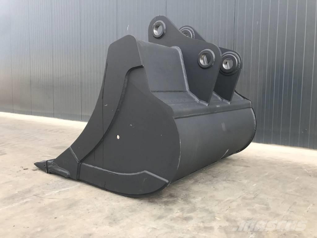 Volvo EC210 Schaufeln