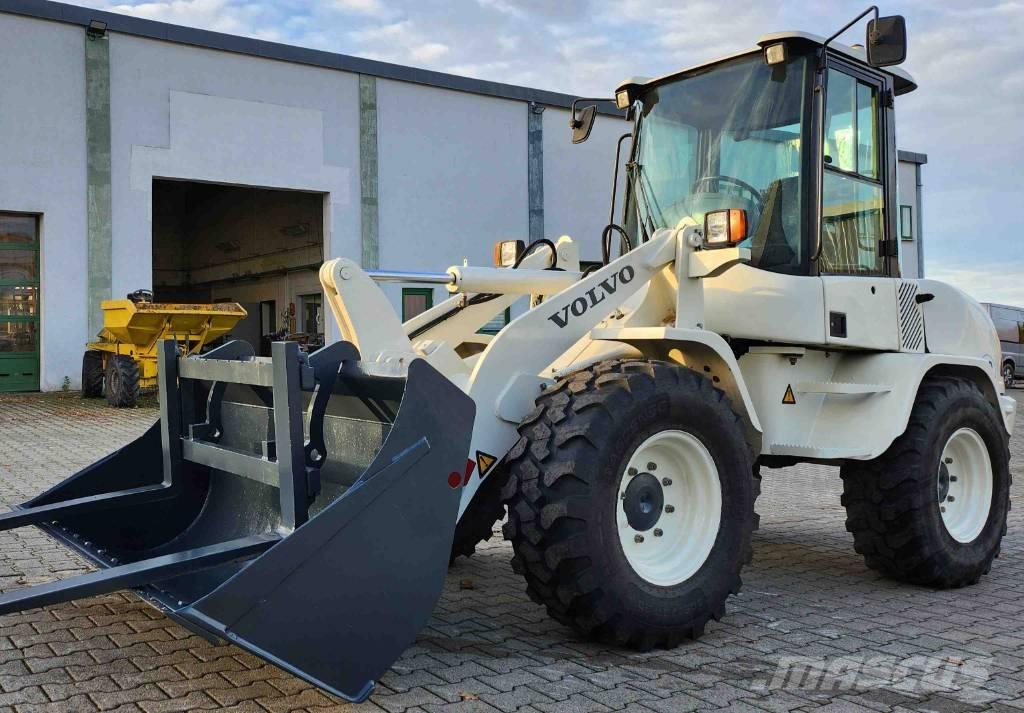 Volvo L 30 B Radlader