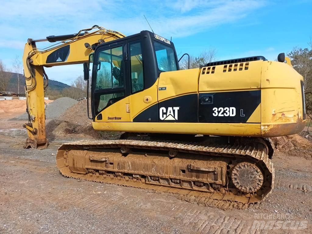 CAT 323 DL Raupenbagger