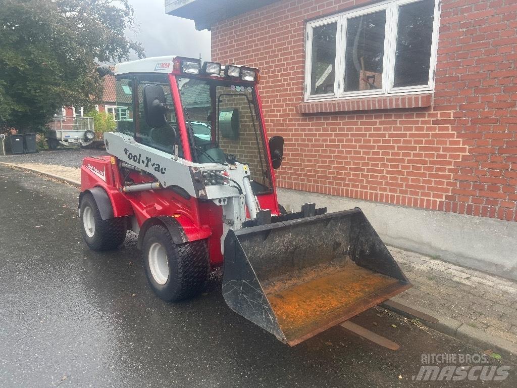 Timan Tool trac 245 Geräteträger