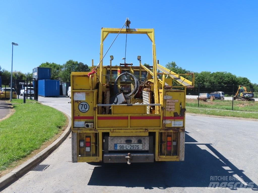 Unimog U 140 Andere Fahrzeuge