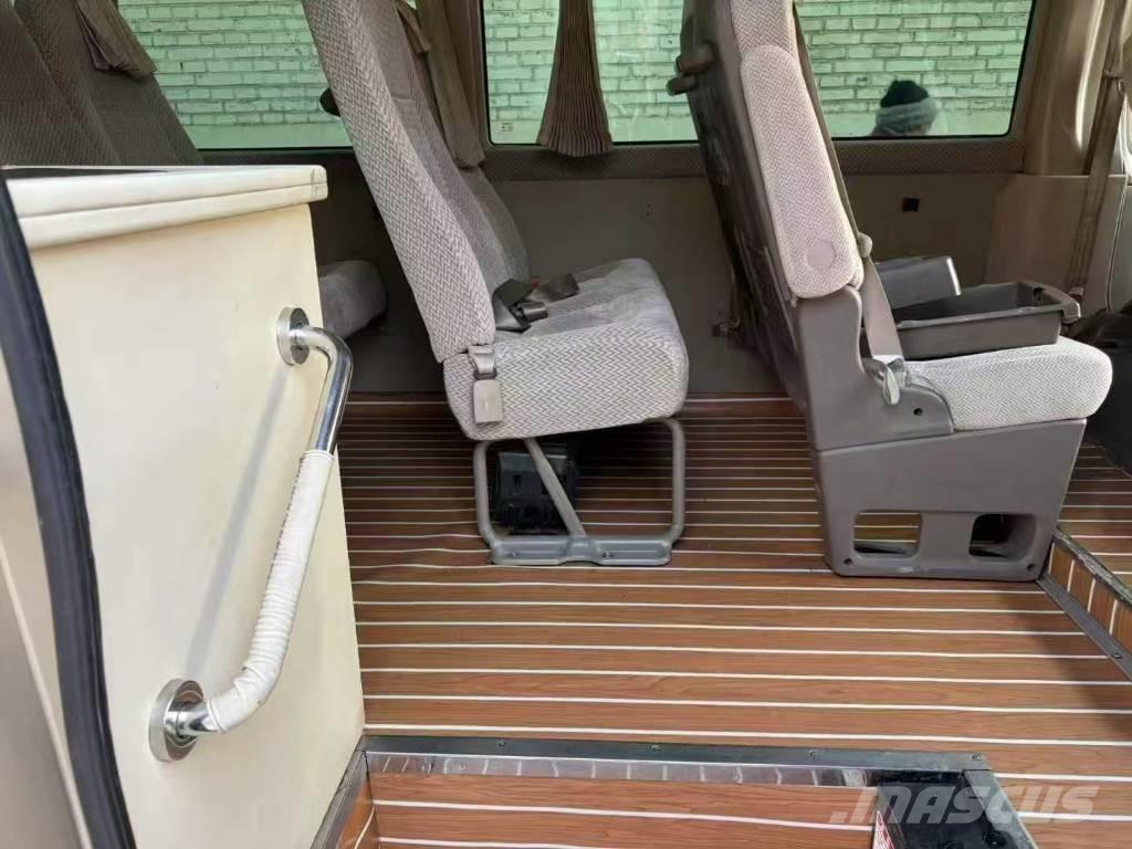 Toyota Coaster Bus Minibusse