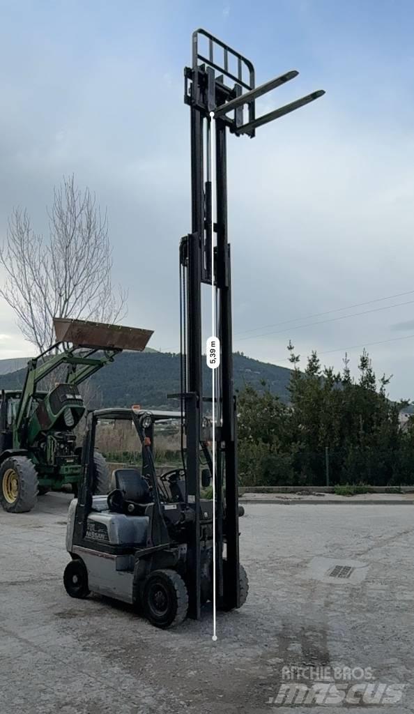 Nissan FD01 A 15 Q Diesel Stapler