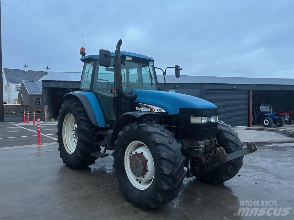 New Holland TM 140 Traktoren
