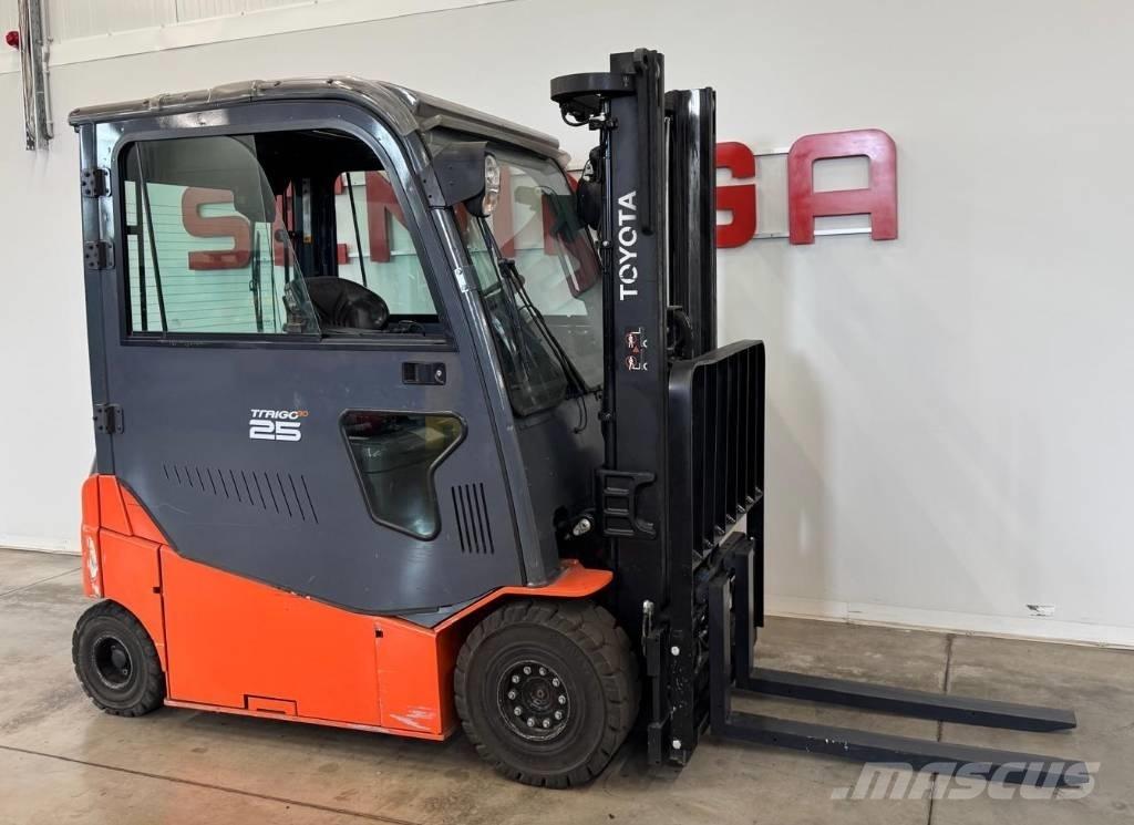 Toyota 10939 - 8FBMT25 Elektro Stapler