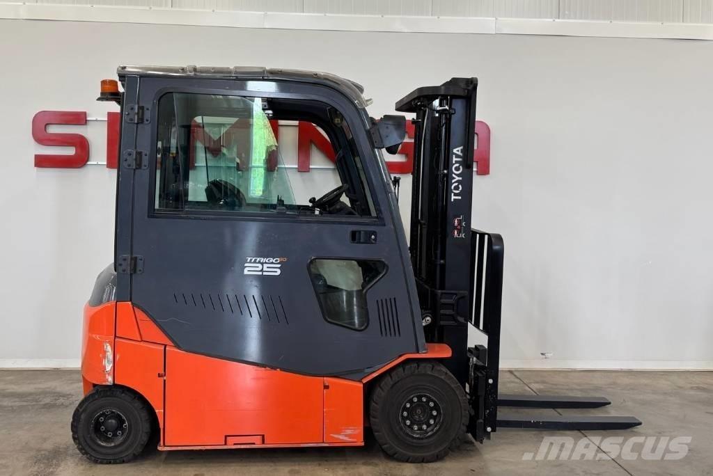Toyota 10939 - 8FBMT25 Elektro Stapler