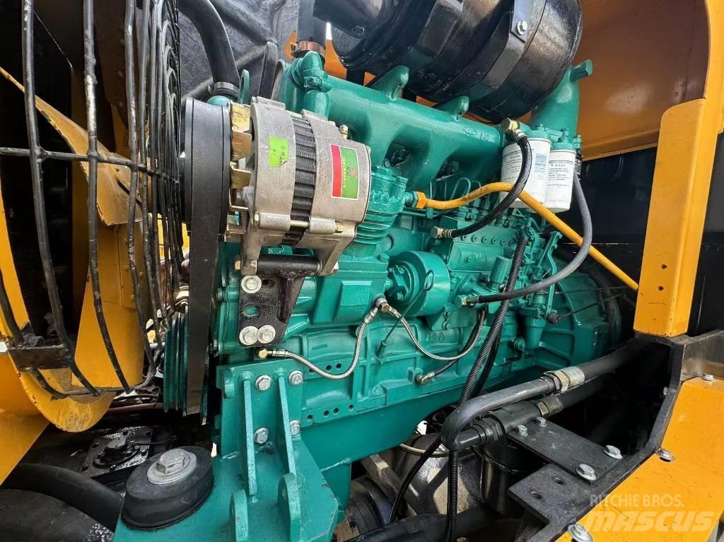 LiuGong CLG 835 Radlader