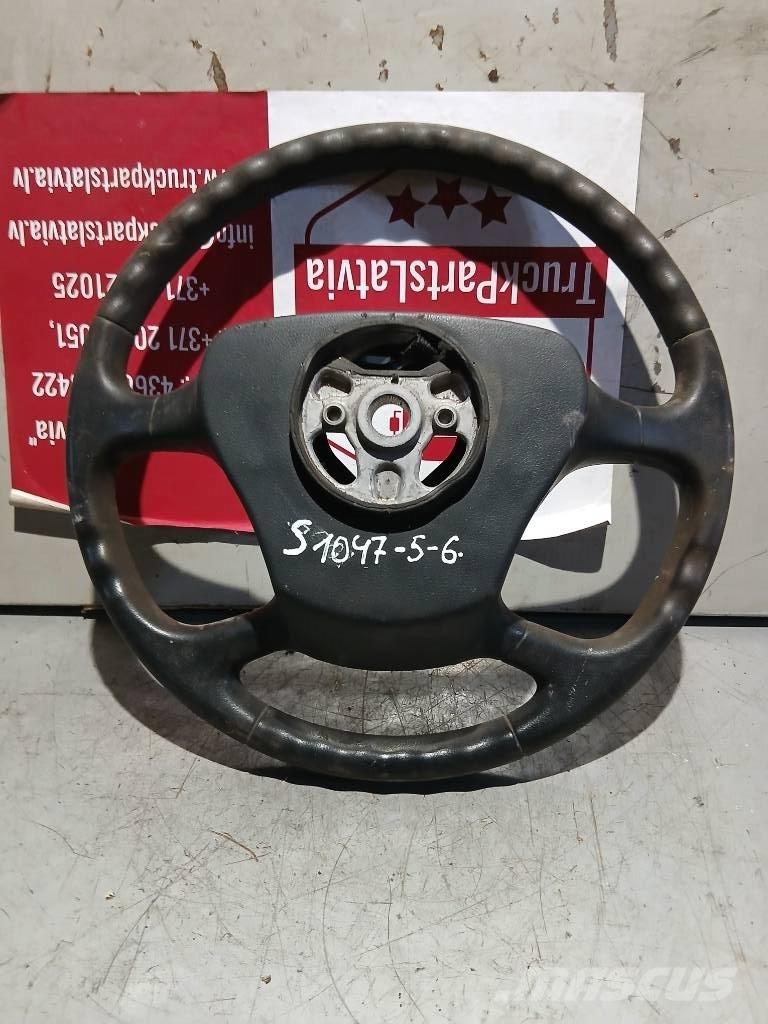 Scania P 420   1495393 Kabinen