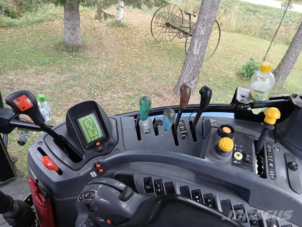 New Holland T 6040 Traktoren