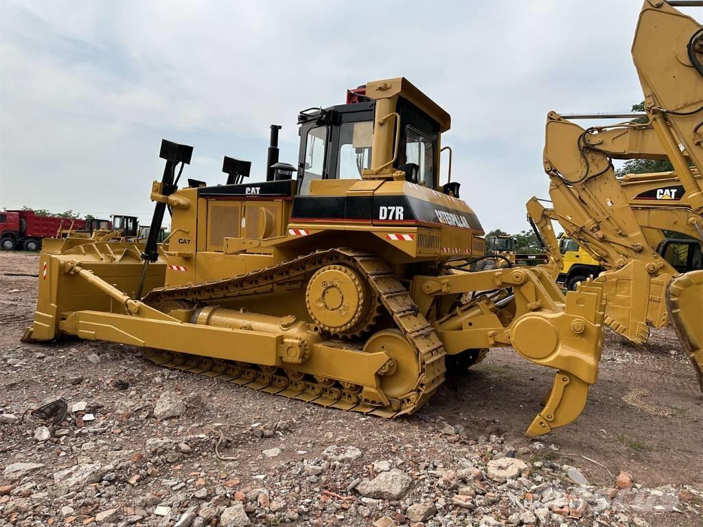 CAT D7R Bulldozer