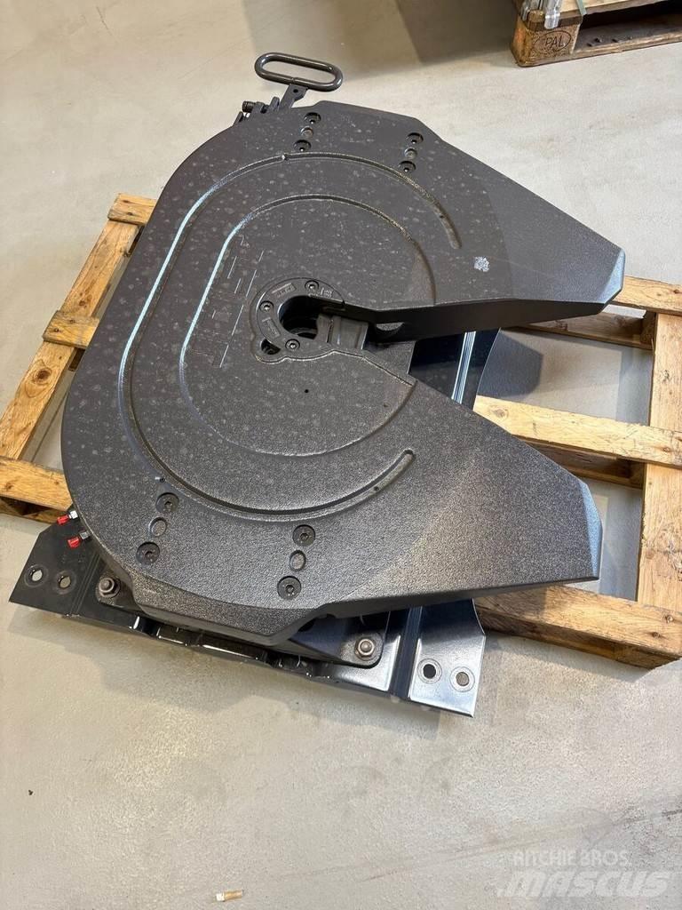 Jost JSK37c Chassis