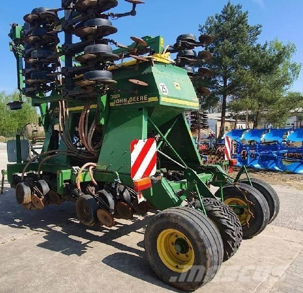 John Deere 750 A Sonstige Landmaschinen