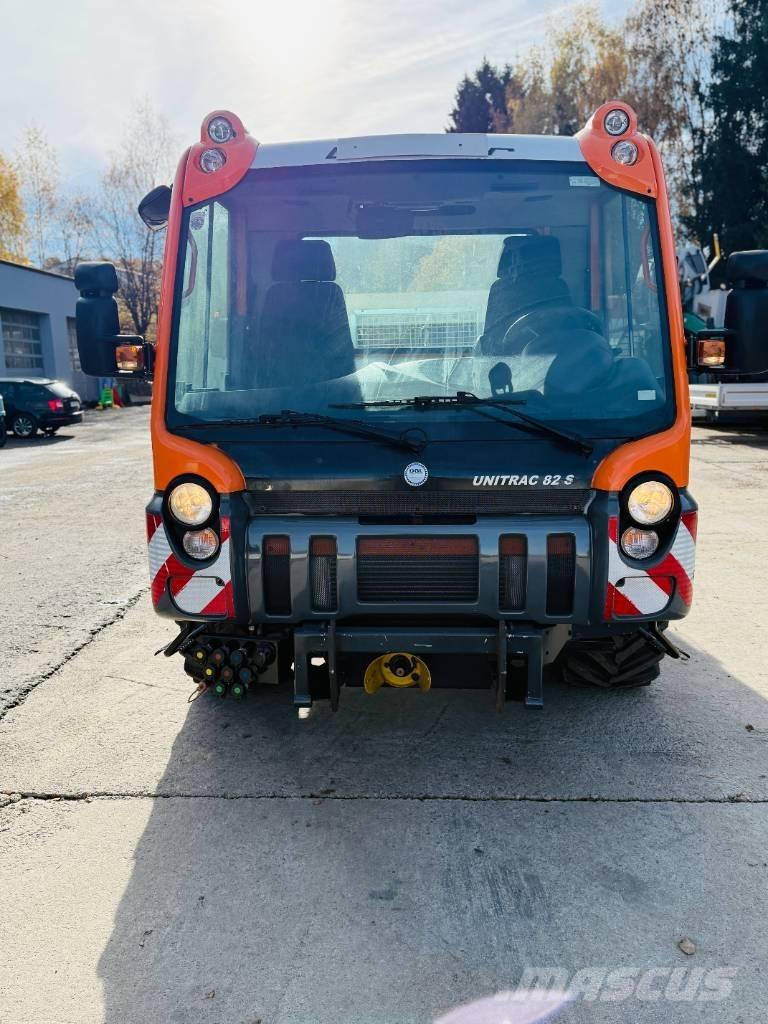 Lindner Unitrac 82S Sonstige Kommunalmaschinen