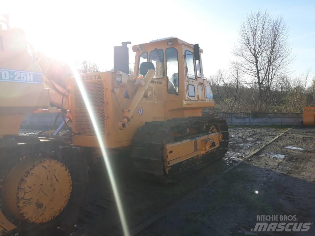 Dressta TD25G Bulldozer
