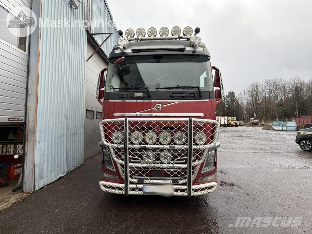 Volvo FH 16 Holztransportanhänger