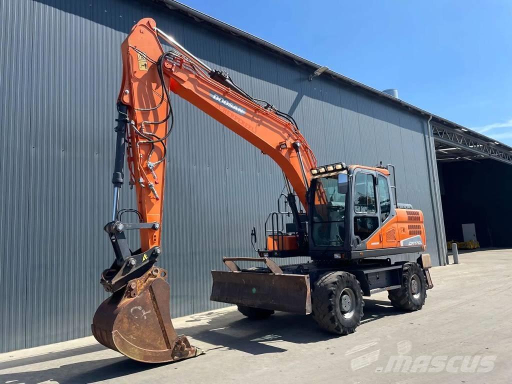 Doosan DX170W-5 Mobilbagger