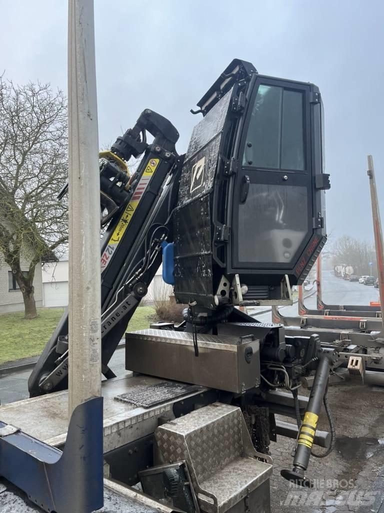 Penz 12ZE8.30 Krane und Lader