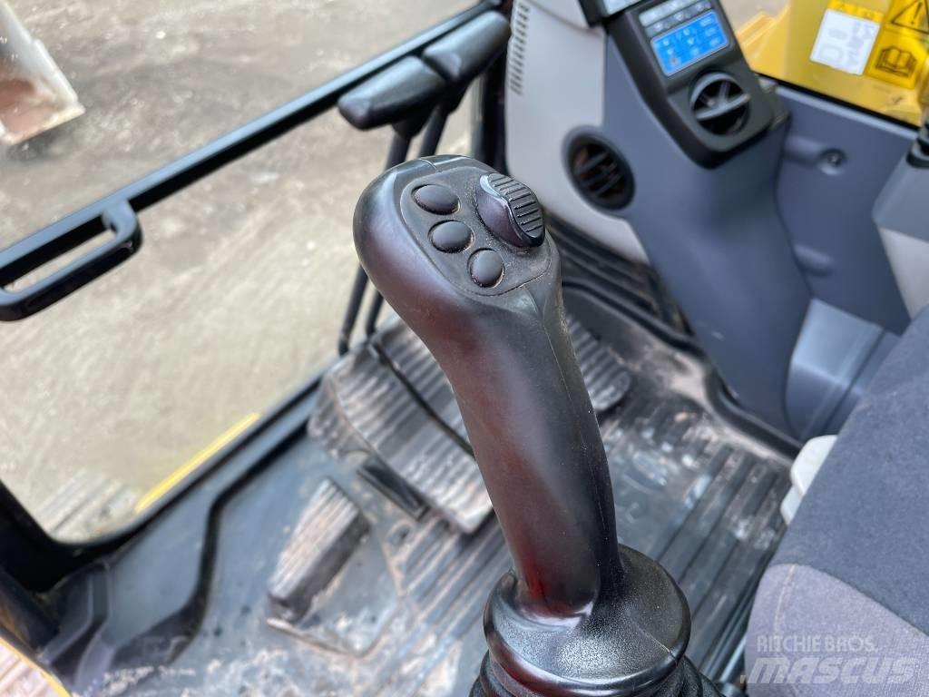 Komatsu PC 210 LC-11 Long Reach Bagger