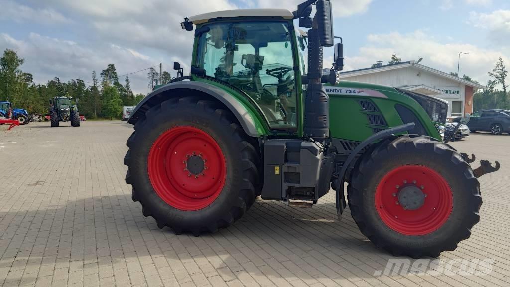 Fendt 724 Profi Plus Traktoren