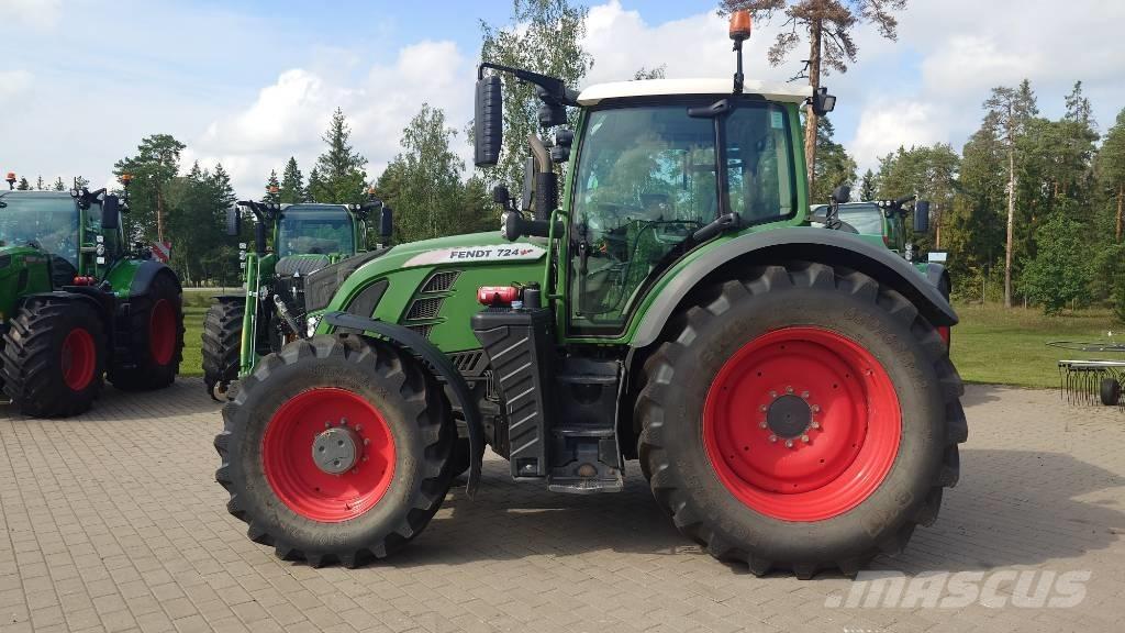 Fendt 724 Profi Plus Traktoren