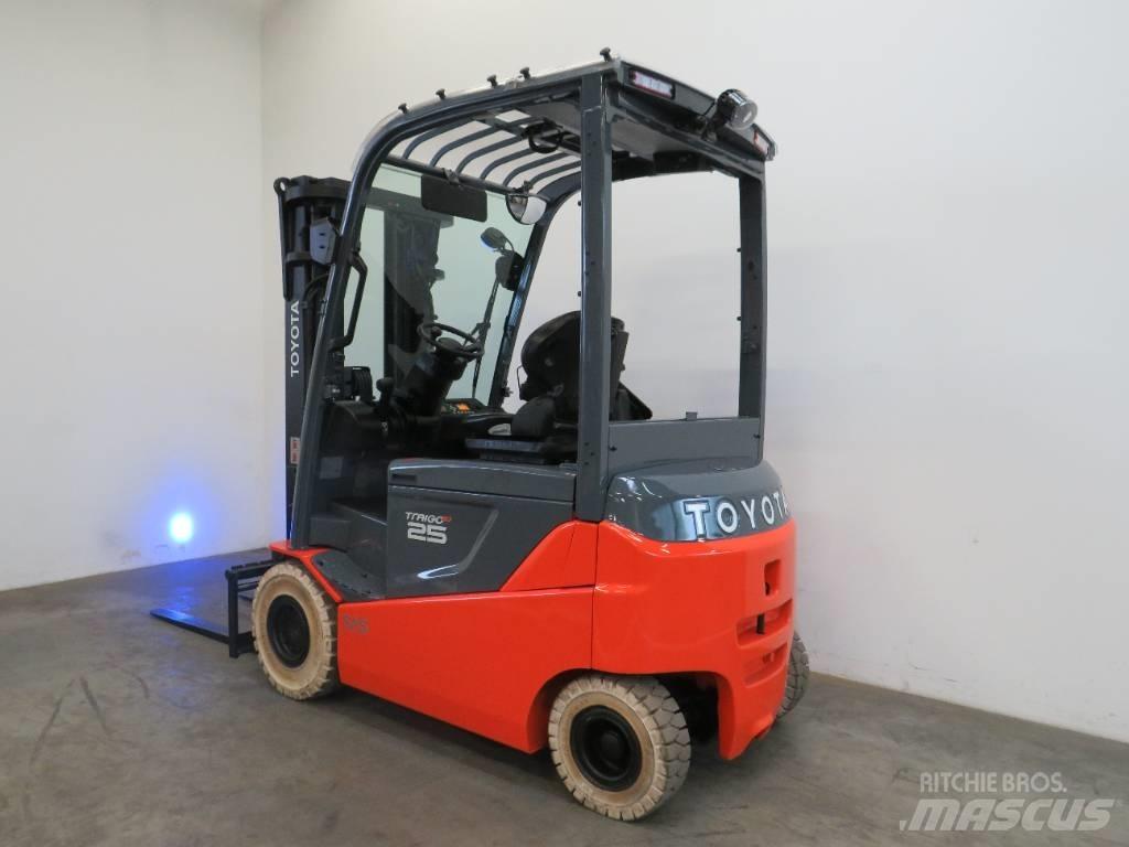 Toyota 8 FBMKT 25 Elektro Stapler