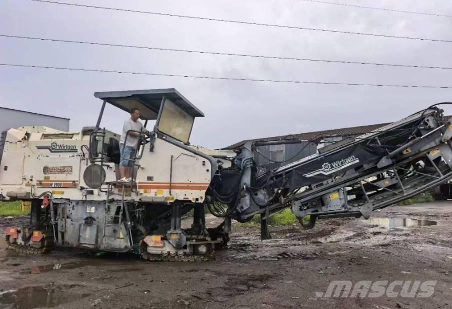 Wirtgen 1900DC Asphaltfräsen